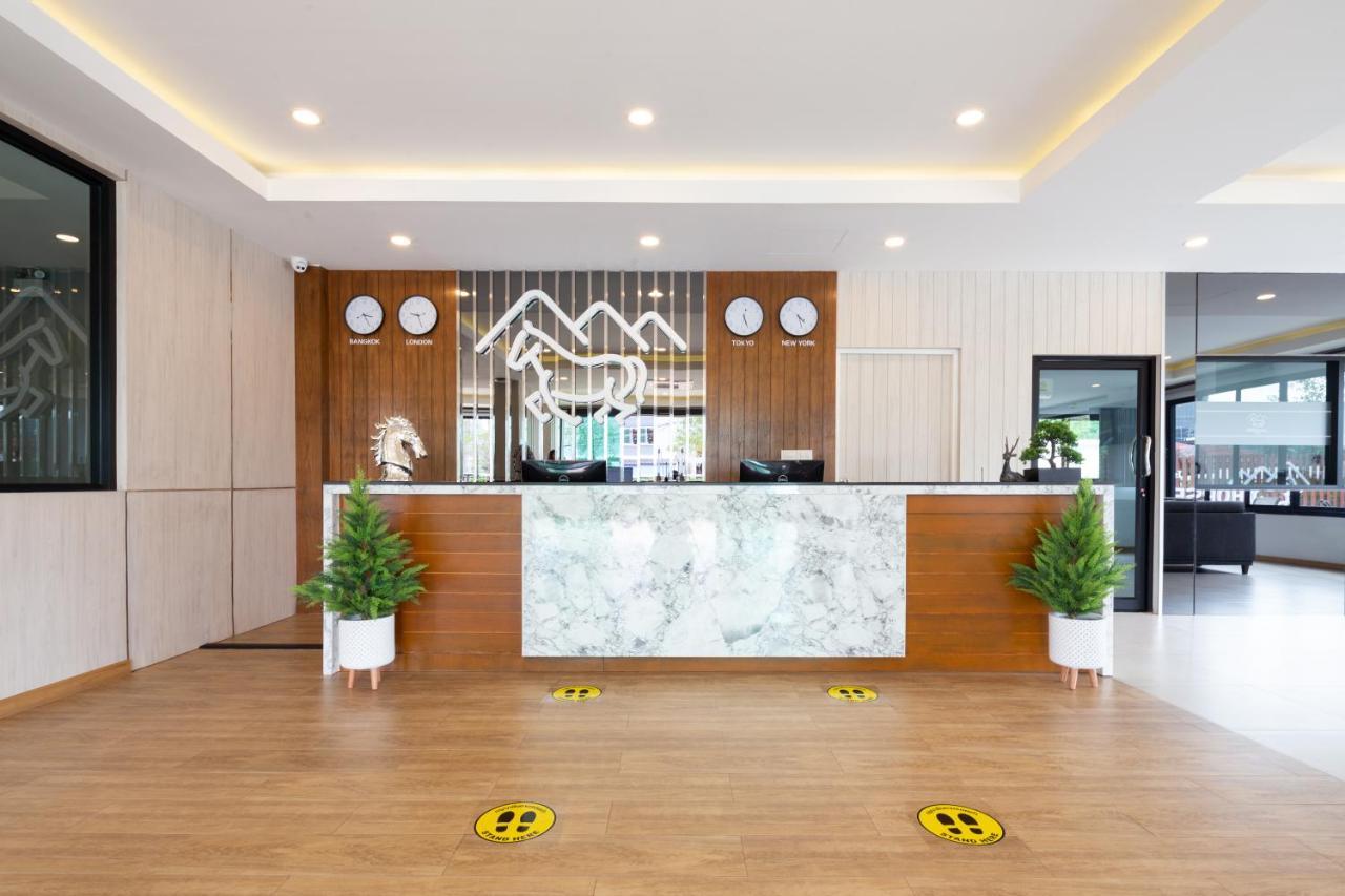 Horsehill Hotel Sriracha Si Racha Εξωτερικό φωτογραφία